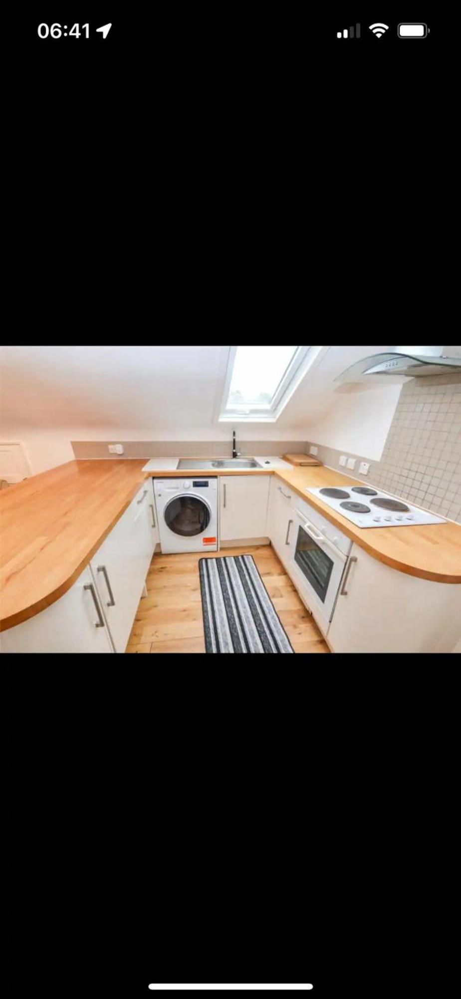 Floor Bishops Stortford Station Apartment *